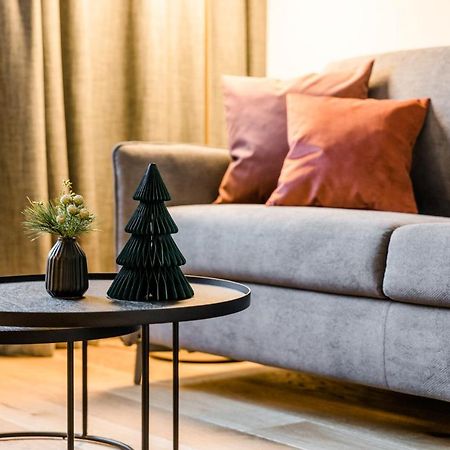 Margarethe Apartments Lech Bagian luar foto